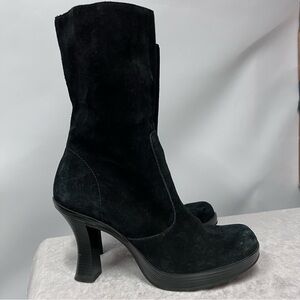 Gianni Bini Black leather Heeled Boots 7 1/2 N Round Town